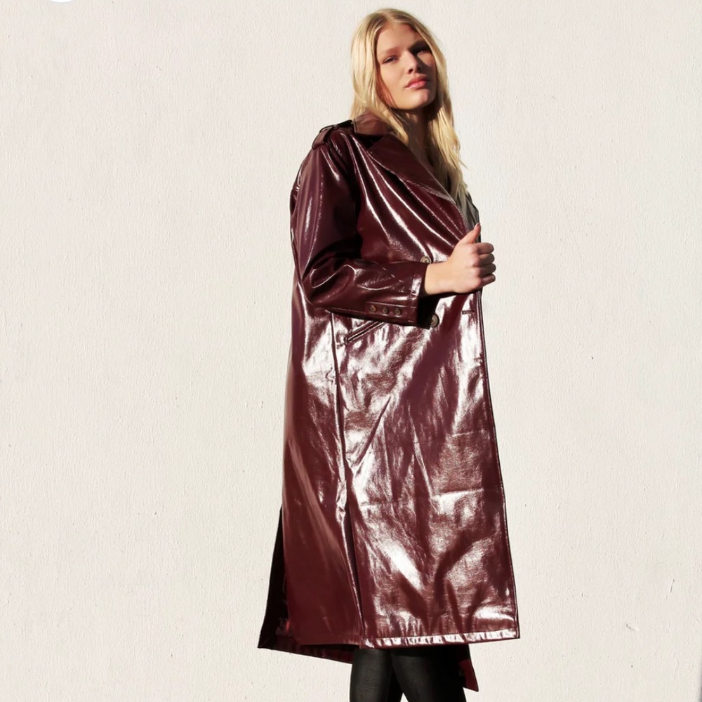 VIGOSS NWT burgundy wine faux patent leather shiny coat